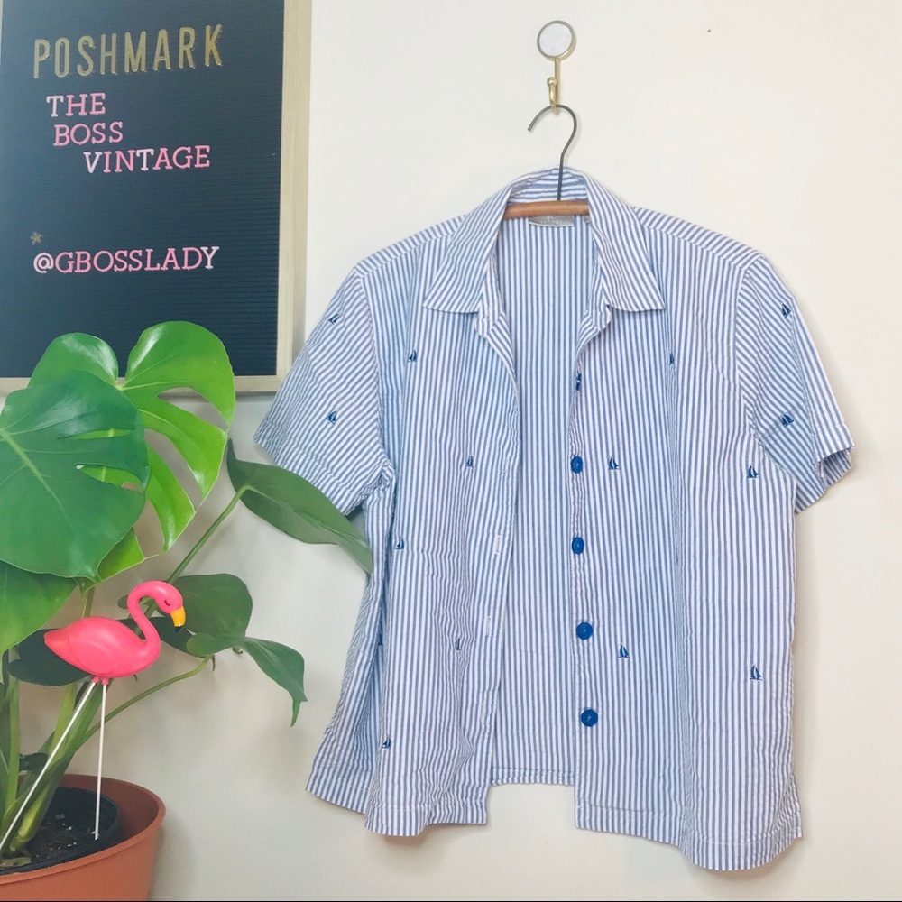 VTG Nautical Crop Seersucker Button Up Popover - Picture 3 of 6